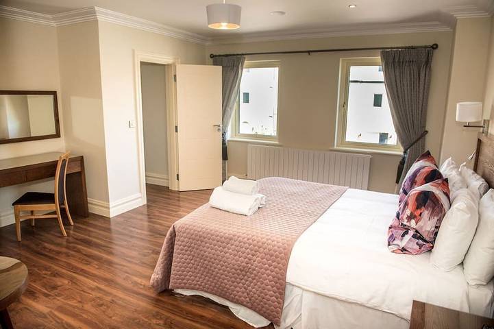 Ferienhaus für 9 Personen, mit Whirlpool und Garten in Killarney - 4