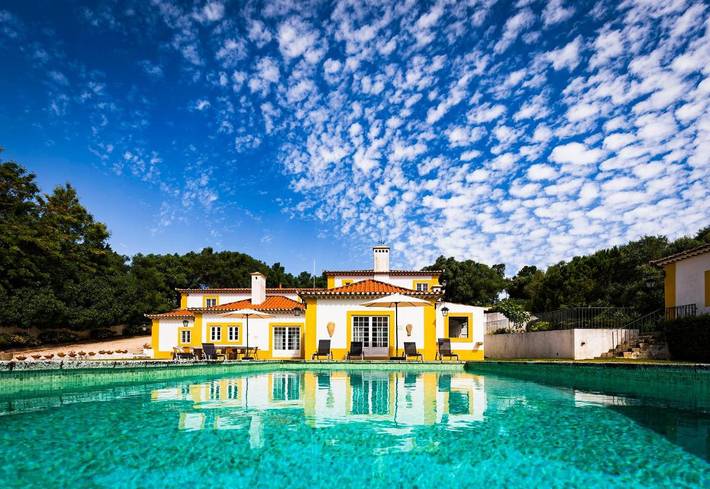 Location de vacances pour 4 personnes, avec piscine et jardin à Sintra