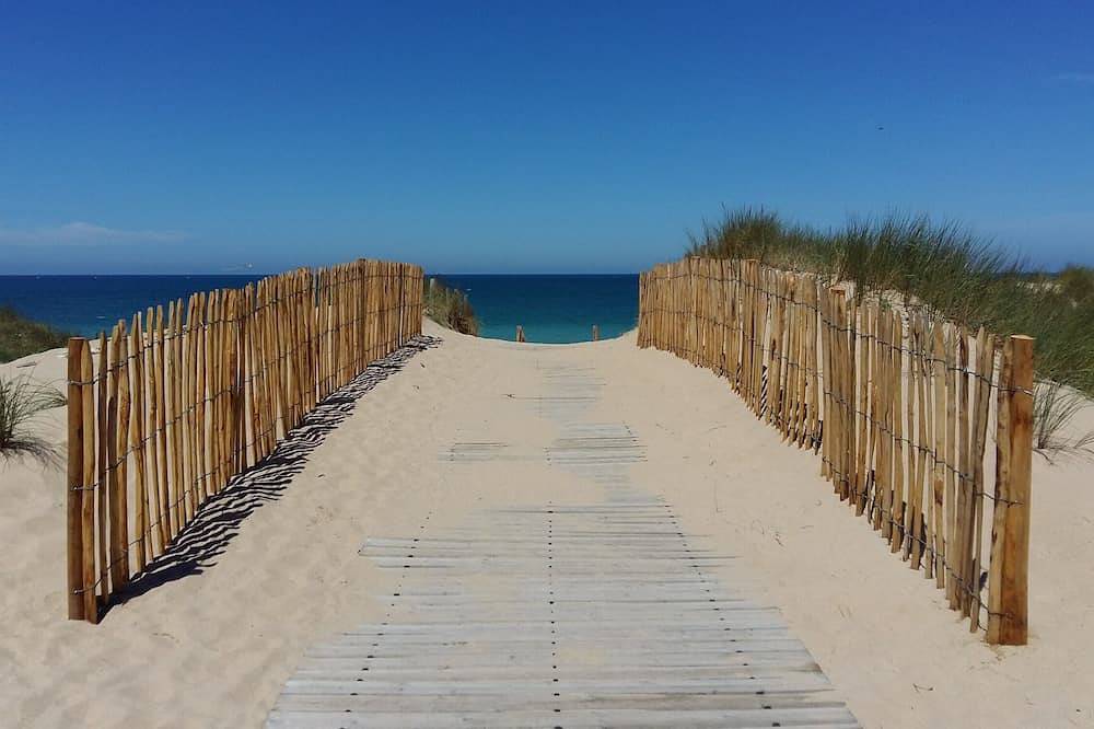 Angenehmes Haus perfekt 6 Minuten zu Fuß von einem schönen Strand entfernt in Saint-Georges-d'Oléron, Côte de Beauté