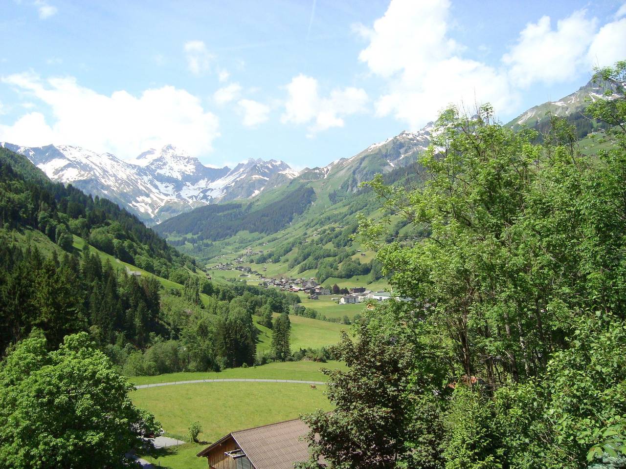 Töniberg Lounge in Elm GL, Glaris Sur