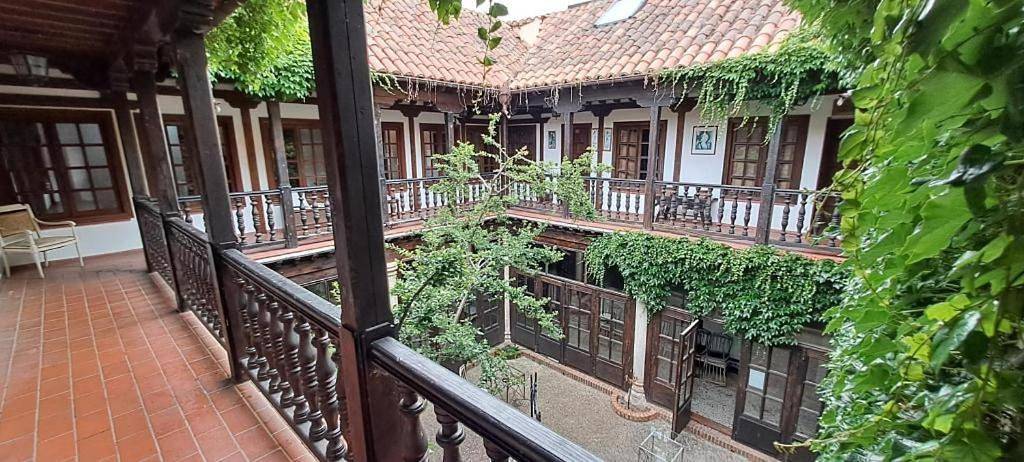 Hotel para 3 personas, con Terraza y Jardín en Zamora 