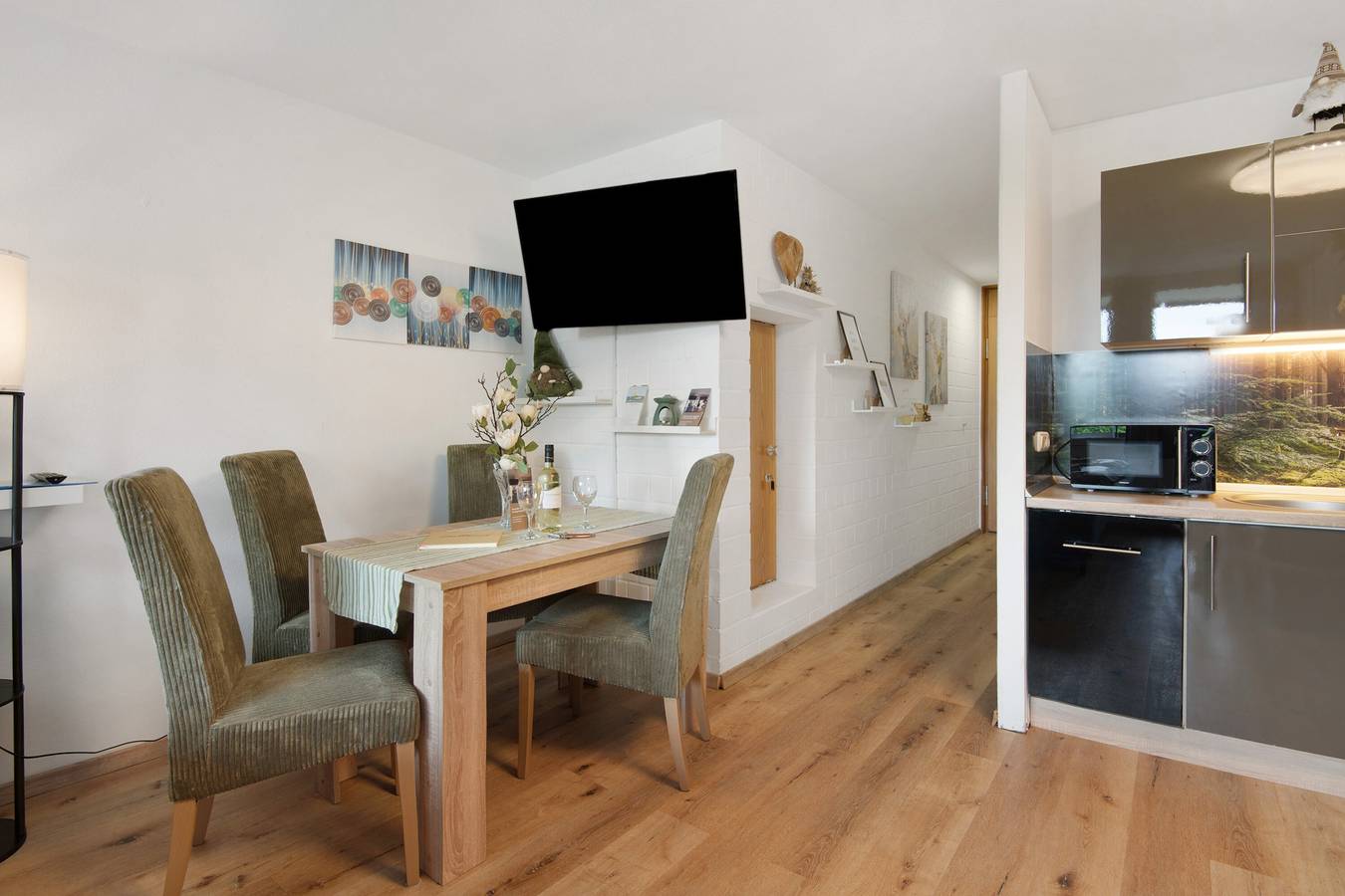 Vakantiewoning 'Hella Wahnsinn' met gedeeld zwembad, balkon en wifi, foto 10