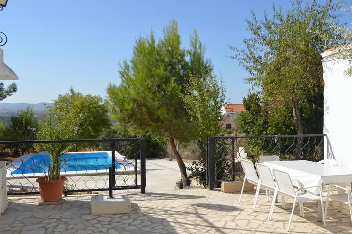 Casa rural para 8 personas, con piscina además de vistas y jardín en La Manchuela - 4