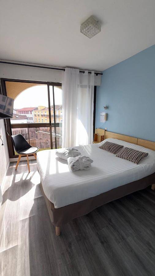 Hôtel pour 2 personnes, avec balcon, animaux acceptés