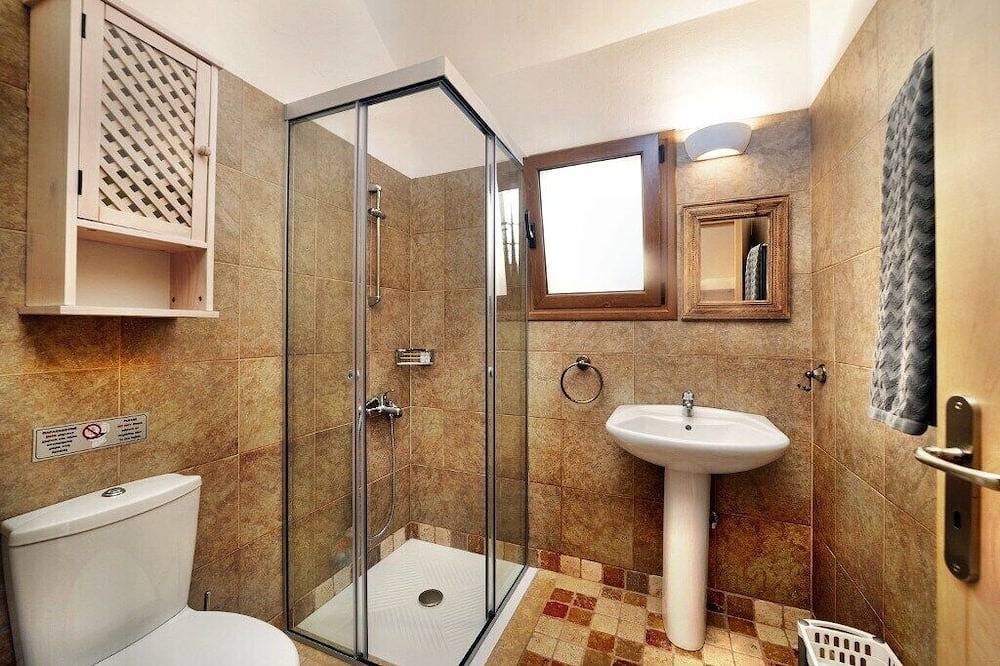 Olondi: Spacy 1 Studio Plaka Beach Cottage in Région de Lassithi