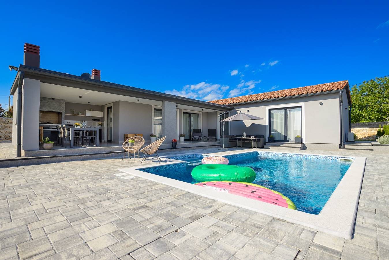 Casa vacanza a Sanvincenti a partire da 186€ a notte