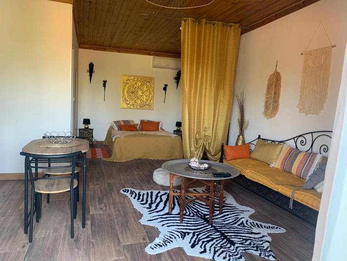 Casa rural para 2 personas, con Terraza y Jardín además de Piscina y Vistas en Paderne