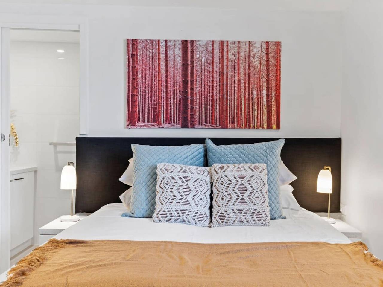 Entire apartment, Cozy 1-Bed Studio Near Cafes and Shops in Melbourne, Glen Eira City