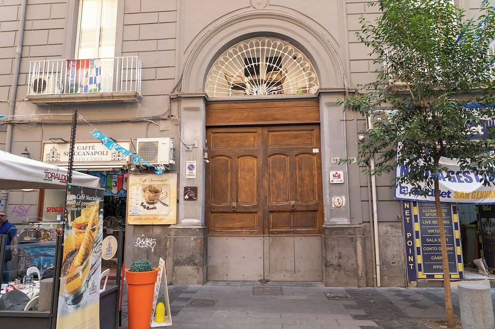 Appartamento vacanze a Napoli a partire da 152€ a notte