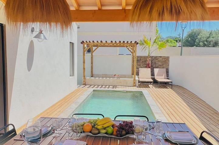 Location de vacances pour 10 personnes, avec piscine à Charleval