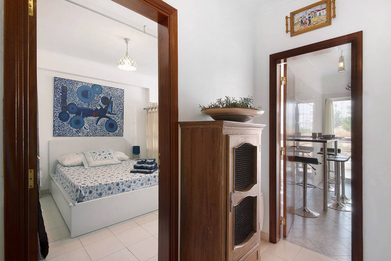 Apartamento inteiro, Apartamento 'Apartamento De La Praia' com Terraço Privado, Varanda e Wi-Fi in Armação de Pêra (costa), Armação de Pêra