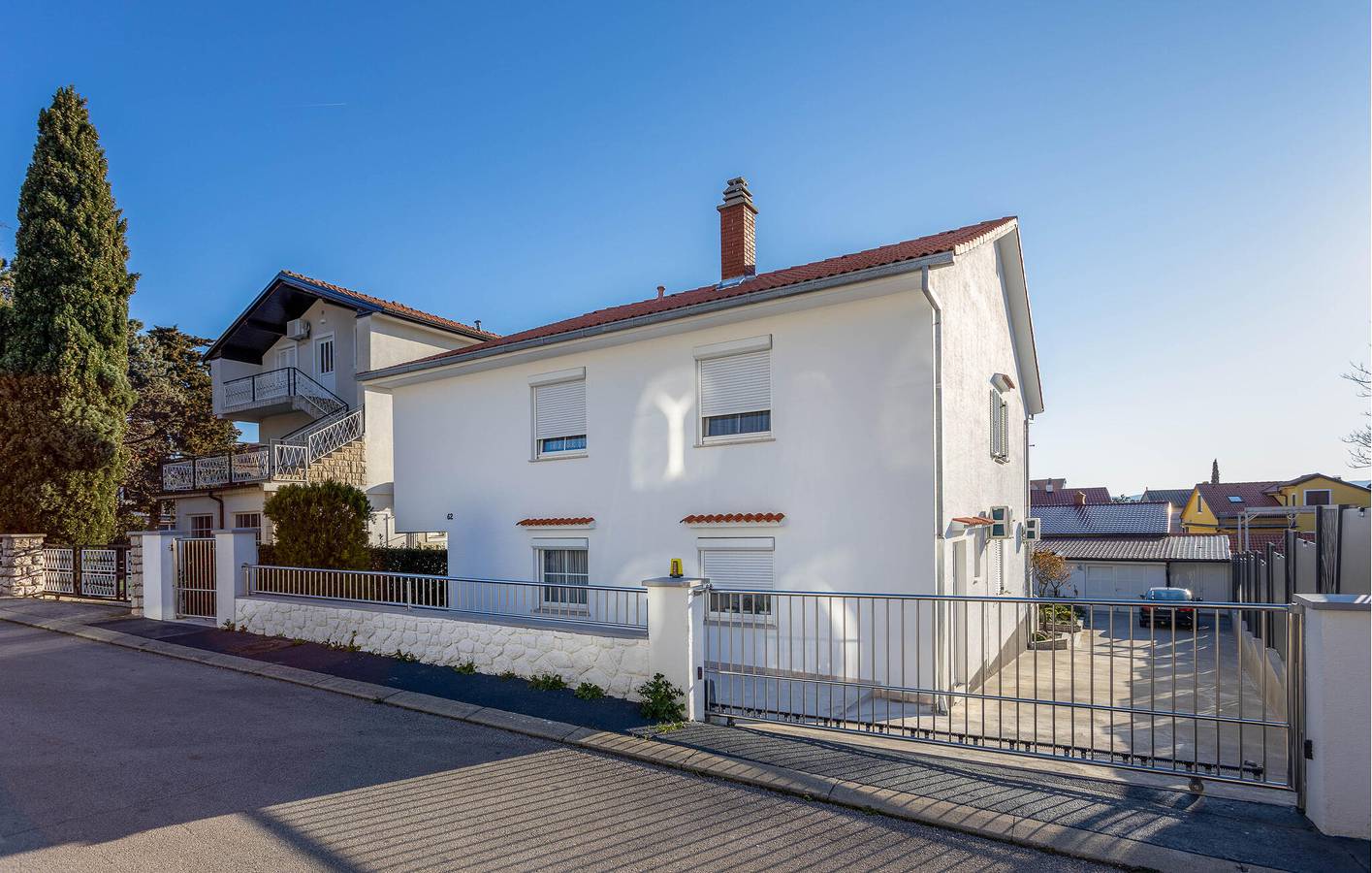 Gemütliche Ferienwohnung mit Terrasse, WLAN und Parkplatz – 1,5 km vom Strand entfernt in Selce, Primorje-Gorski Kotar