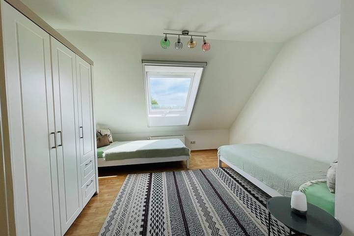 Ganze Wohnung, Sonnige Ferienwohnung mit Balkon nahe Augsburg in Bayerisch Schwaben