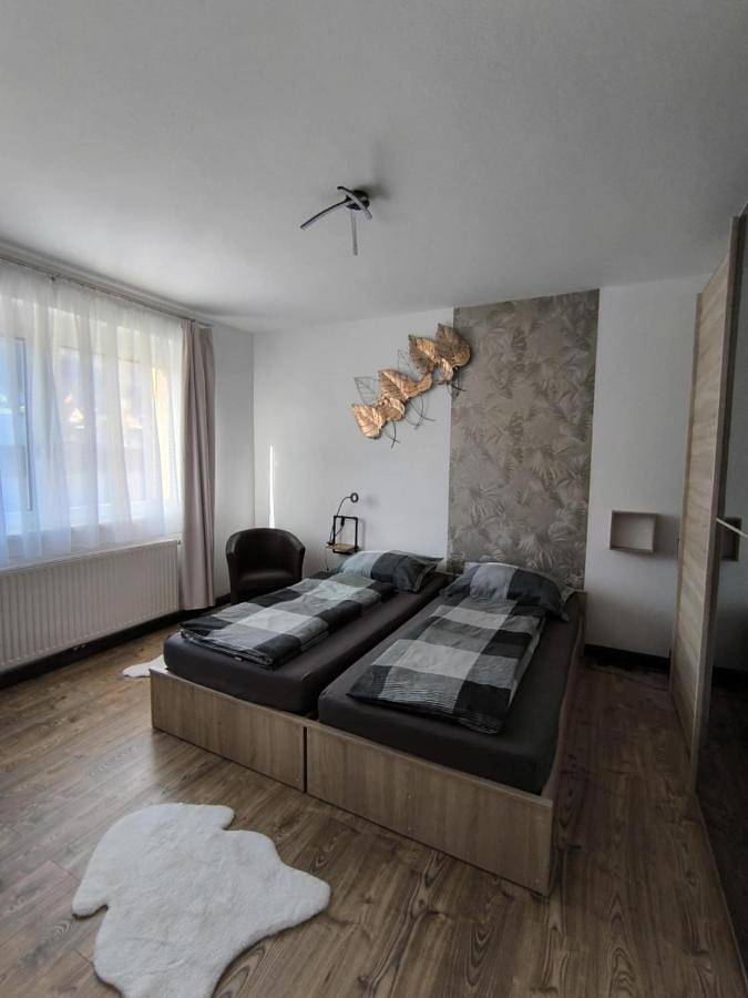 Ferienwohnung für 4 Personen, mit Garten und Ausblick