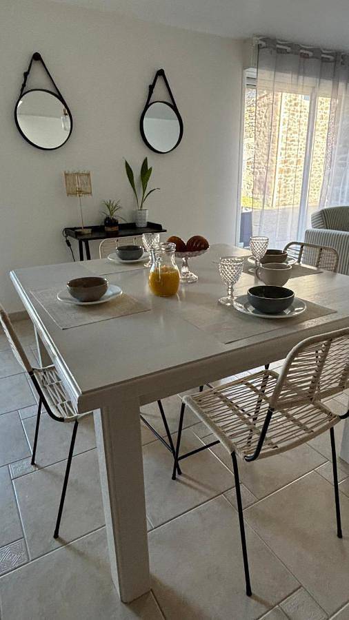 Location de vacances pour 4 personnes, avec terrasse à Jugon-les-Lacs - 3