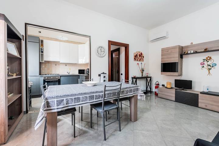 Entire apartment, Apartment in Capoterra: comfort and relaxation just minutes from the sea in Capoterra, Cagliari Province