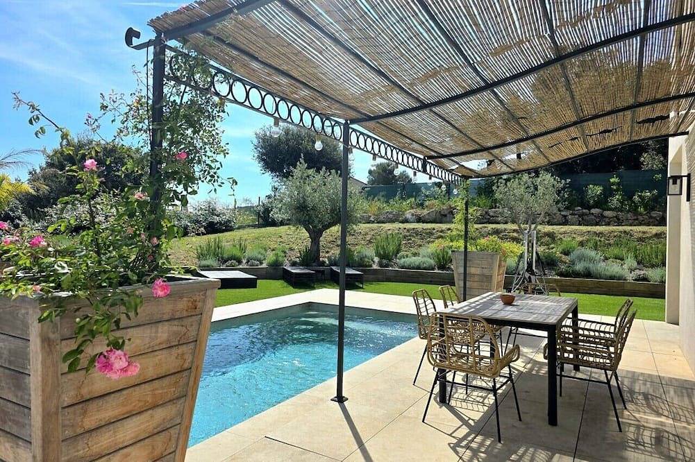Villa Capucine - Drei Schlafzimmer Wohnung, Schläft 6 in Sophia Antipolis, Mittelmeerküste (Frankreich)
