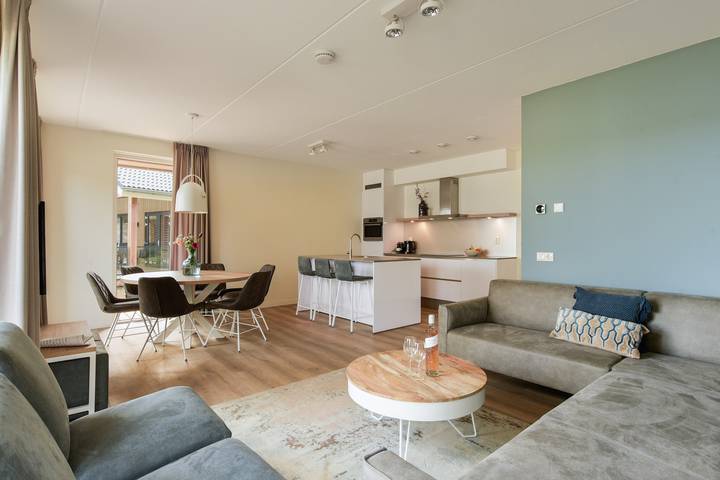 Bungalow für 6 Personen, mit Sauna in Well L
