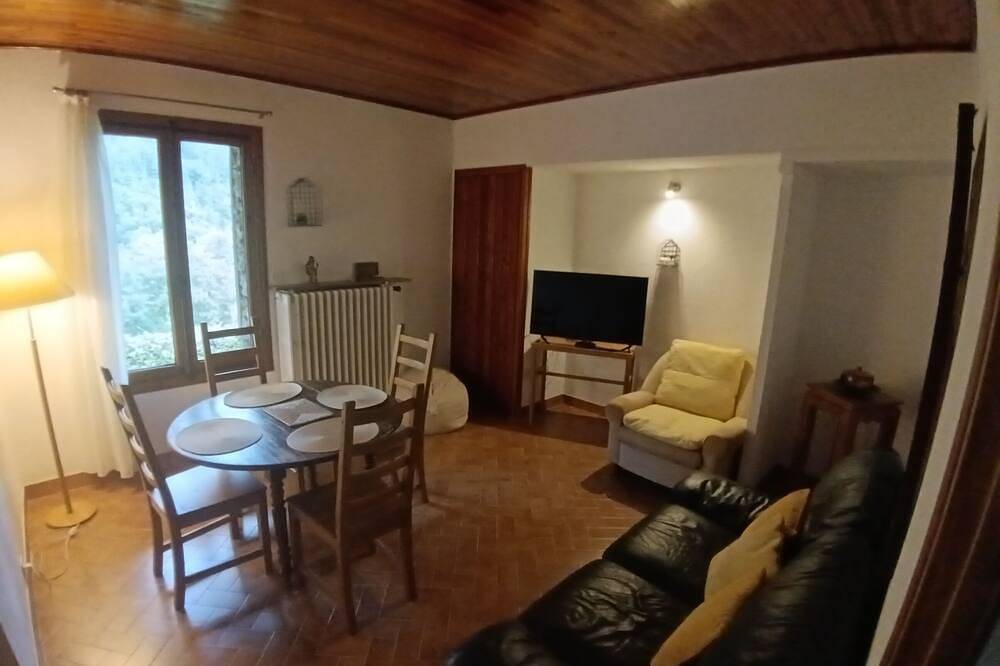 Gites de la Brasca Maison 60m2, Avec vue Imprenable du Massif du Mercantour. in Roquebillière, Région de Nice