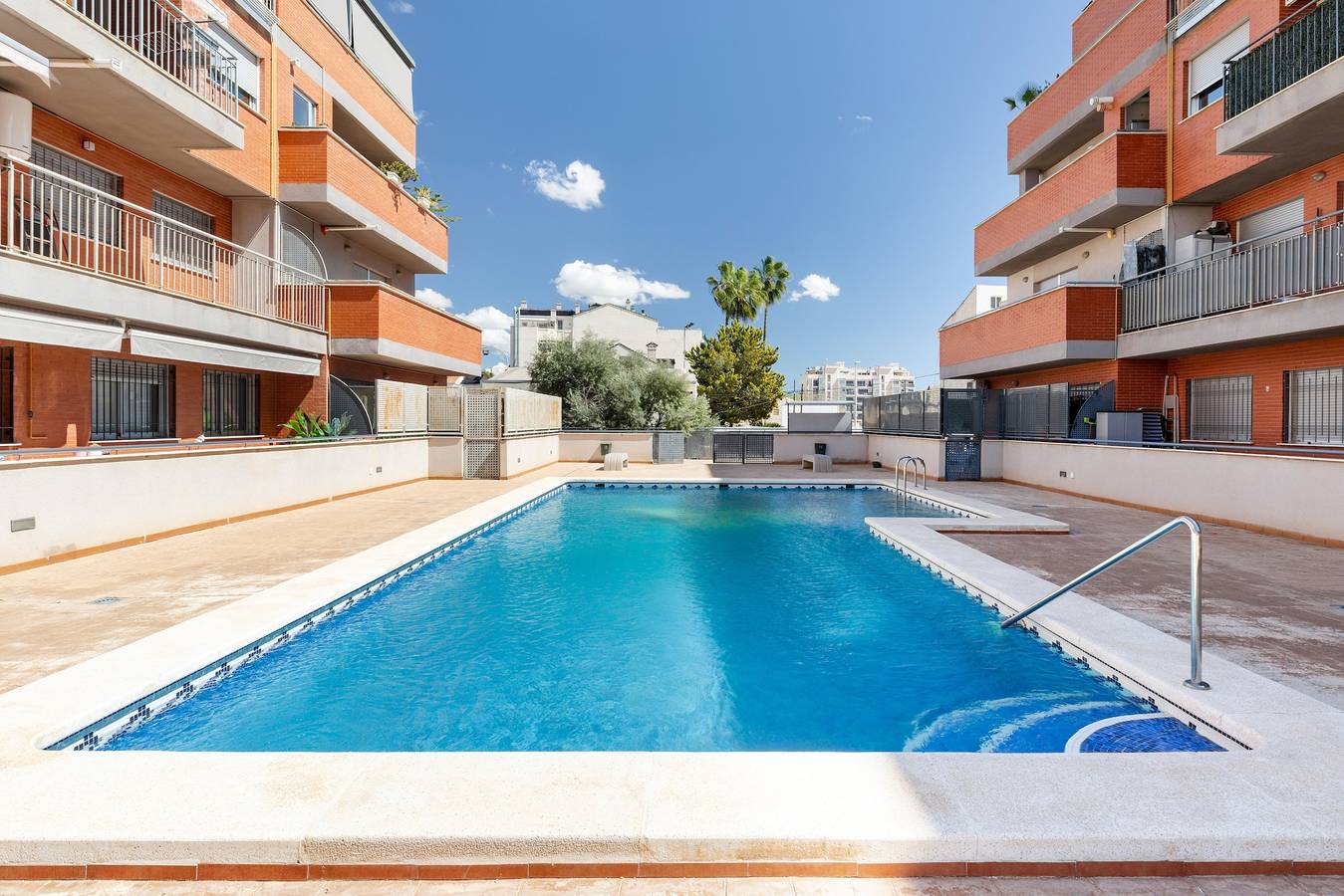 Appartamento intero, Appartamento 'Ático' con vista sulle montagne, Wi-Fi e aria condizionata in Murcia, Murcia Entroterra