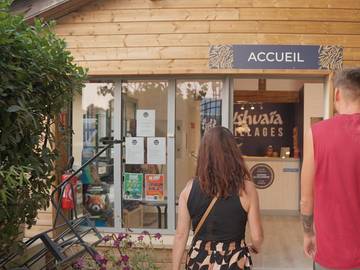 Camping pour 4 Personnes dans Beaumontois en Périgord, Périgord Pourpre, Photo 3