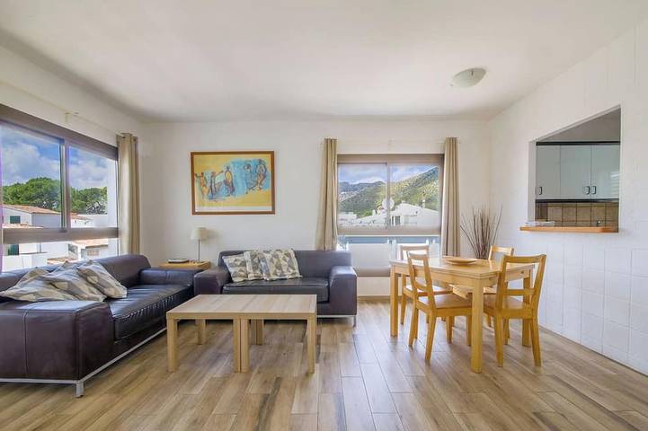 Ferienwohnung für 4 Personen, mit Balkon und Pool - 1
