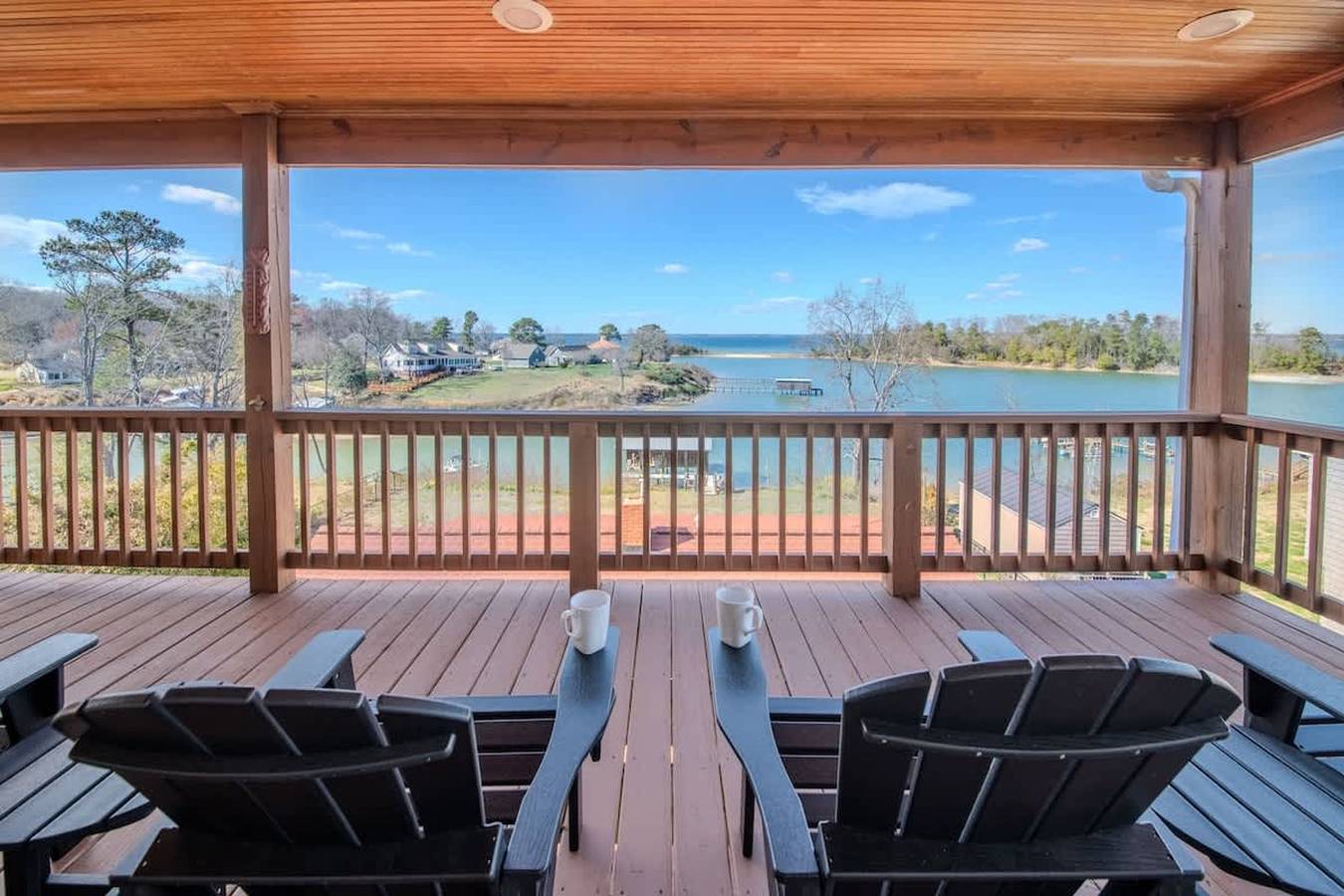 Waterfront Home with pool  dock  gameroom  and kayaks in Rappahannock River