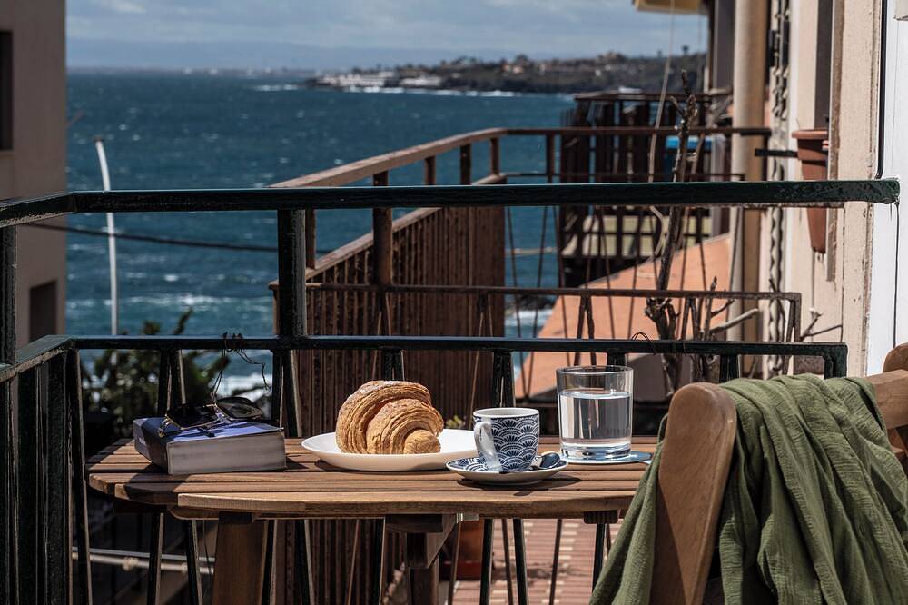 Apartamento entero, At 30 Mt from the sea Apartment 6 places in Aci Trezza in Aci Trezza, Aci Castello