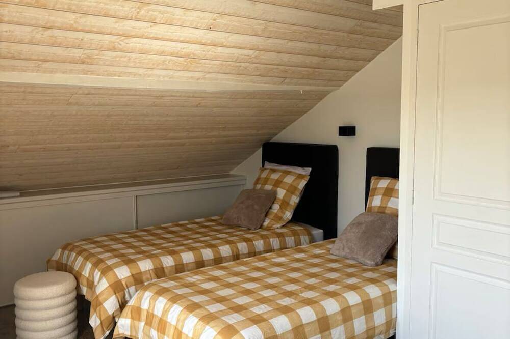 House 10 pers pool & spa - Ideal family/friends in Saint-Martin-des-Champs, Ceinture Dorée