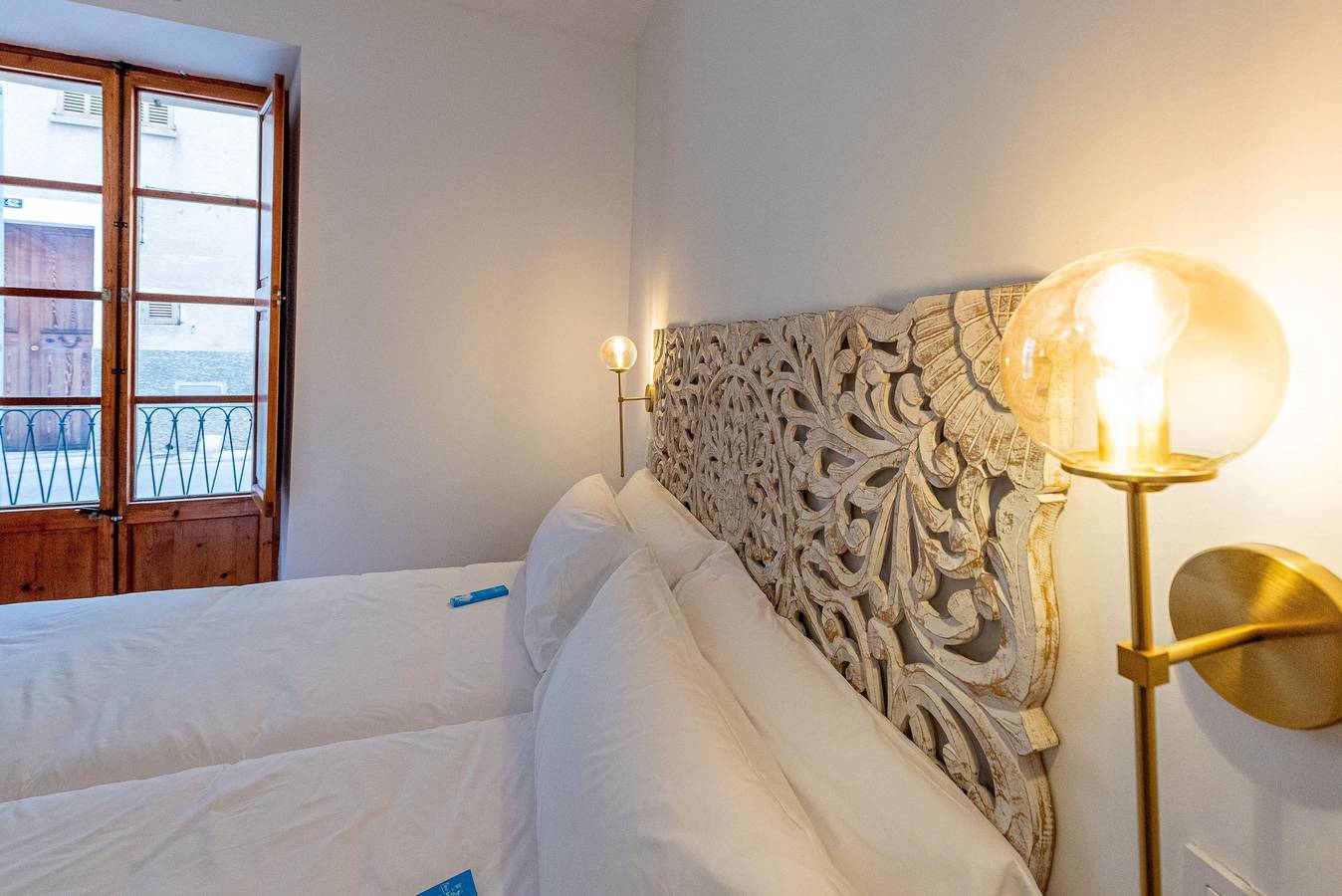 Cas Català - Doble Estandard - Beautiful room in a boutique hotel with shared pool and free Wi-Fi in Sineu, Interior de Mallorca