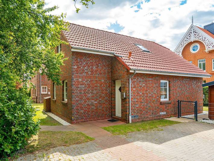 Ferienhaus für 6 Personen, mit Terrasse und Garten sowie Sauna, kinderfreundlich in Norden-Norddeich - 2