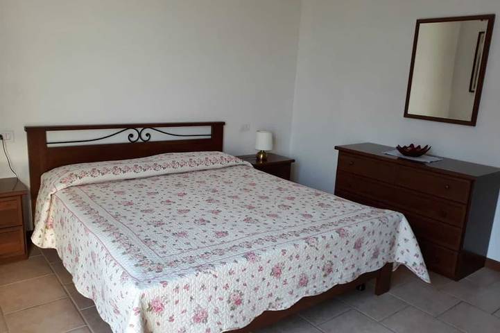 Apartamento entero, Casa con vista al lago, 3 habitaciones, 2 baños, jardín, terraza, balcones in Vignola (Cremia), Municipio de Cremia