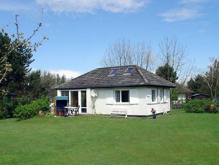 Bungalow für 4 Personen, mit Terrasse und Garten auf Föhr