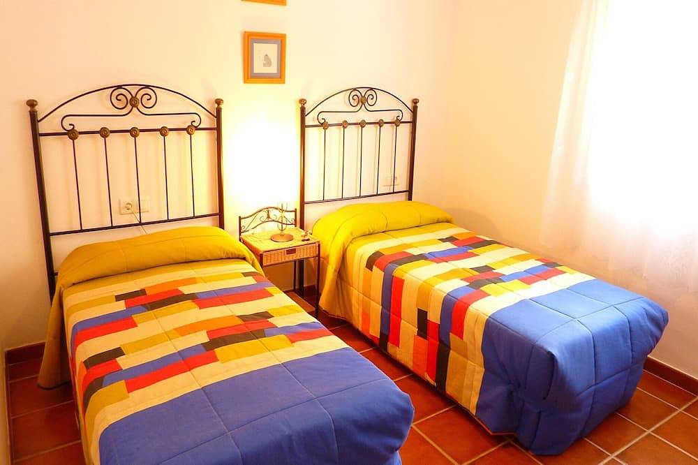 Holiday Home in Canillas near Beach in Canillas de Aceituno, Málaga Province