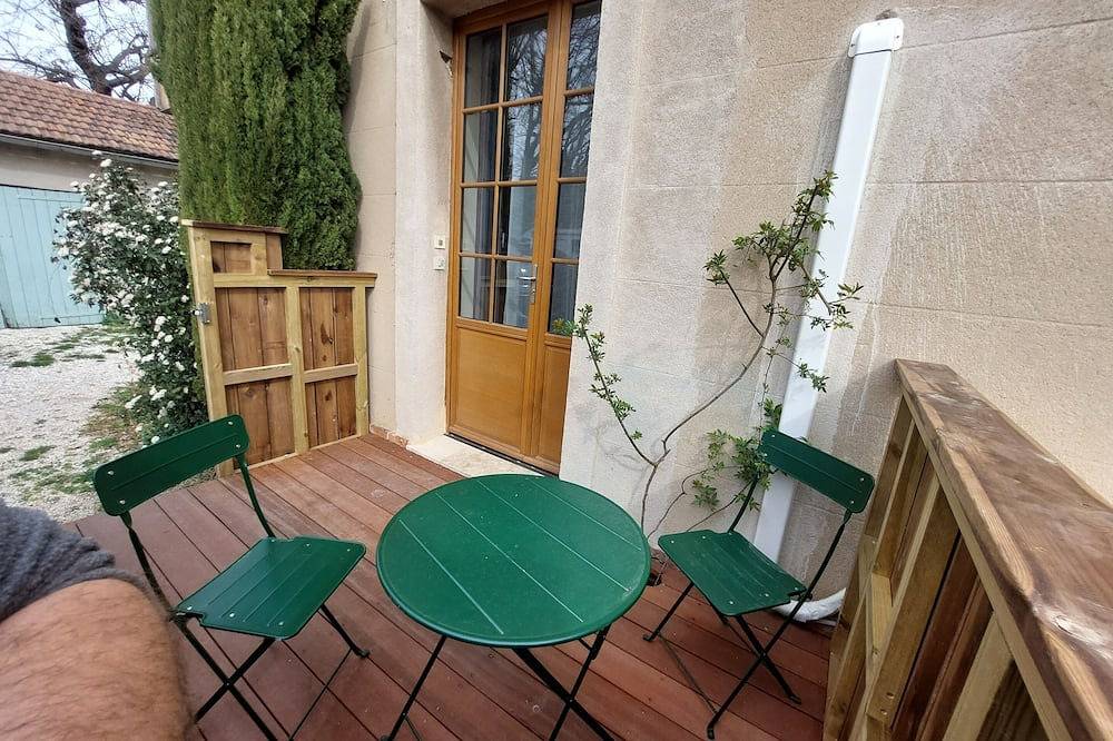 Appartement entier, Studio Ouest Parking clos plein pied pour 3 2 lits in Gardanne, Côte méditerranéenne (France)