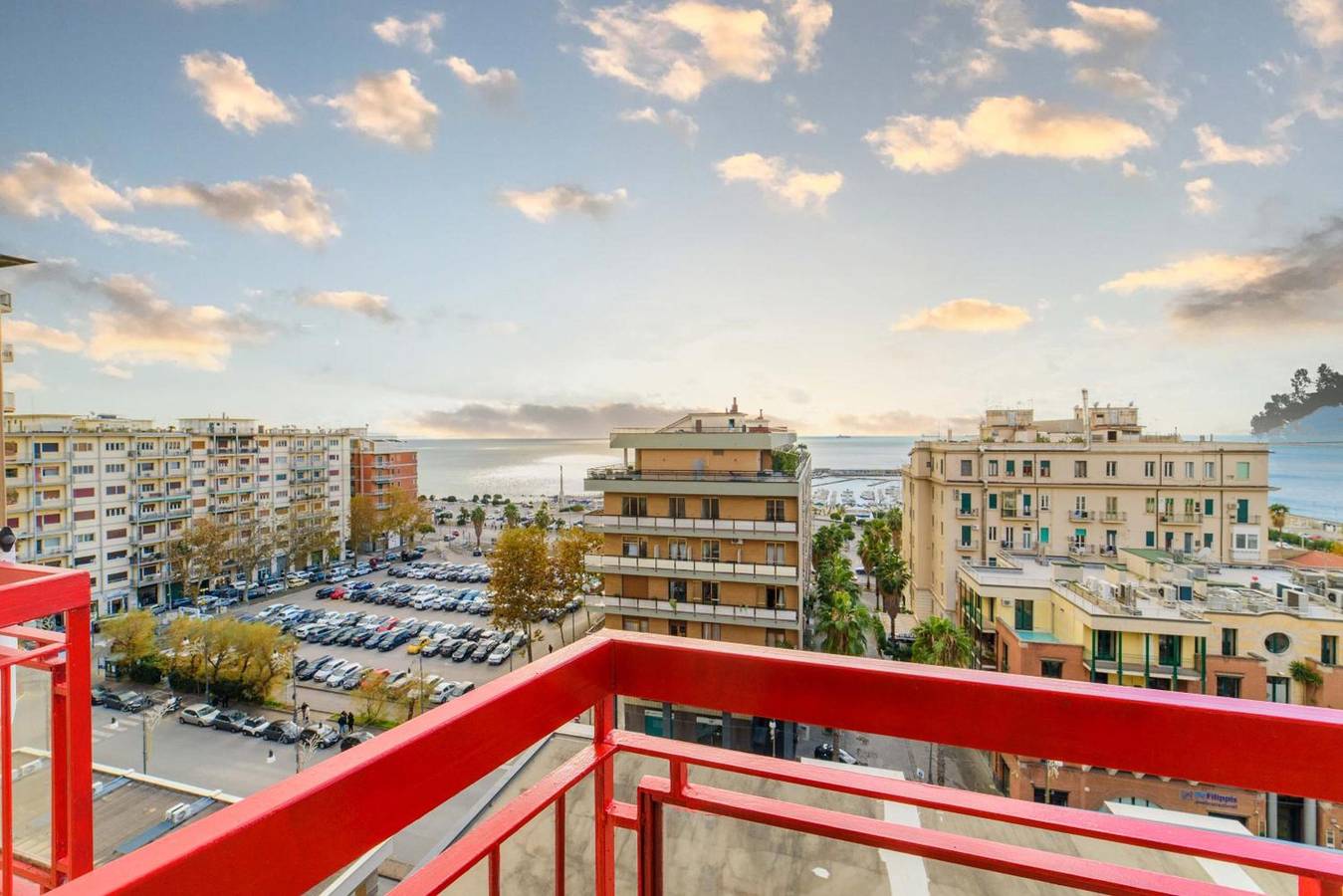 Appartement entier, Appartement "Salerno Suite 57" avec vue sur la mer, Wi-Fi et climatisation in Salerne, Côte Tyrrhénienne Campanie