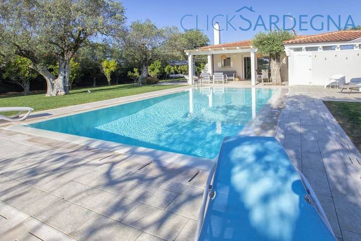 Villa pour 5 personnes, avec jardin et piscine à Alghero