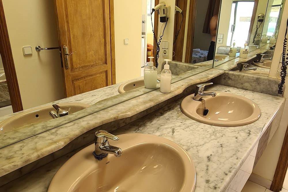 Appartement entier, Apartment in complex in Costa Teguise in Costa Teguise, Teguise