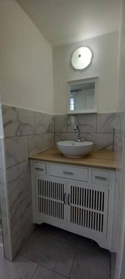 Appartement entier, One-Bedroom Apartment in Gagny, Seine-Saint-Denis