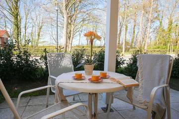 Ferienwohnung für 4 Personen, mit Terrasse und Sauna sowie Pool in Kühlungsborn