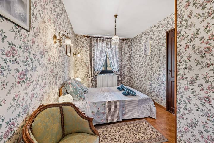 Chambre d’hôte pour 2 personnes, avec Jardin et Vue sur le lac dans l' Ain - 2