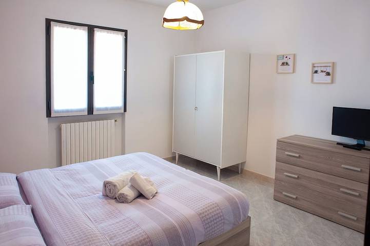 Ganze Wohnung, Origins-Panoramic terrace in Valcamonica! in Ceto, Adamello-Presanella-Alpen