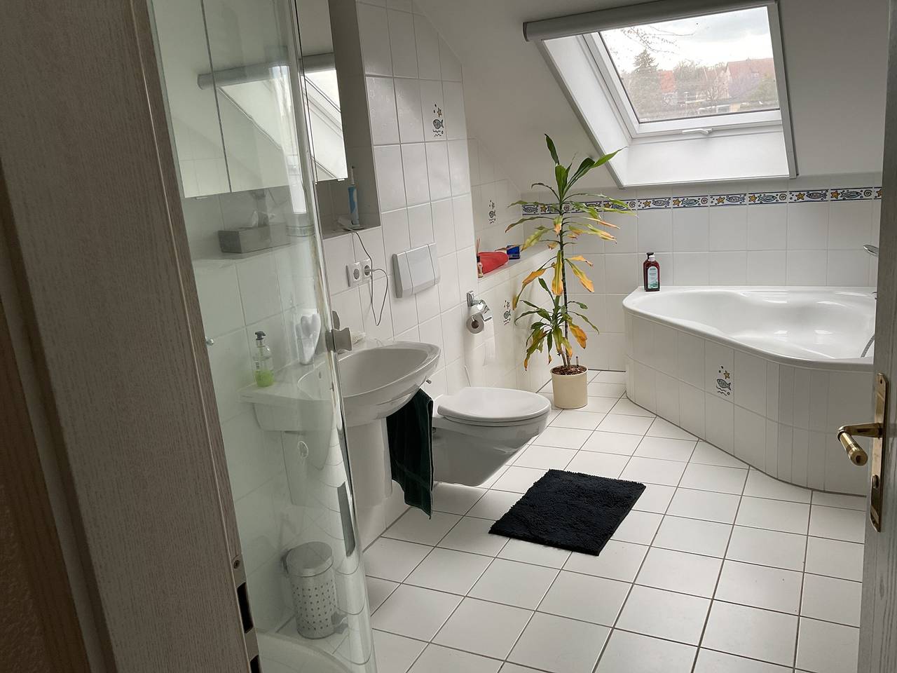 Ganze Wohnung, Ferienwohnung 'Im Schönen Garten' mit Privatem Garten, Balkon und Wi-Fi in Haldensleben, Magdeburger Börde