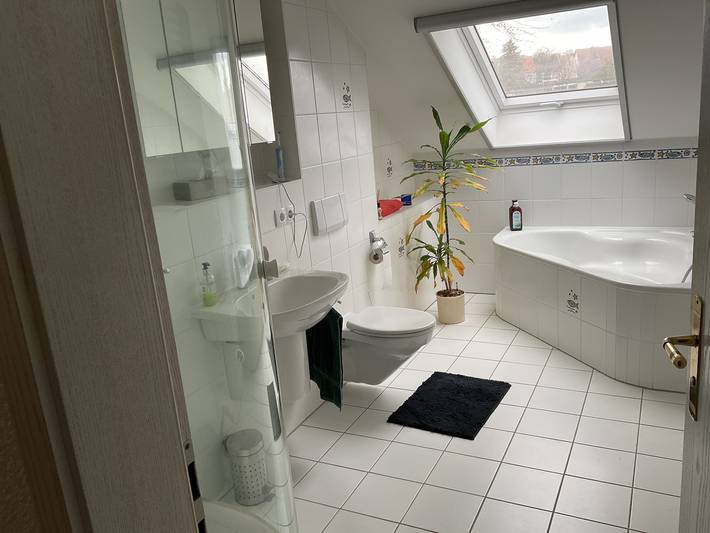 Ganze Wohnung, Ferienwohnung 'Im Schönen Garten' mit Privatem Garten, Balkon und Wi-Fi in Haldensleben, Magdeburger Börde