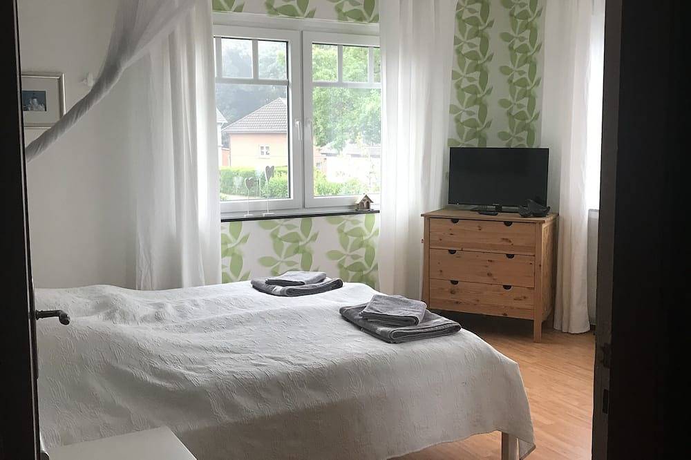 Ferienhaus Beerster Sonne · Bederkesa am See - ideal for a long stay + Netflix in Geestland, Cuxland