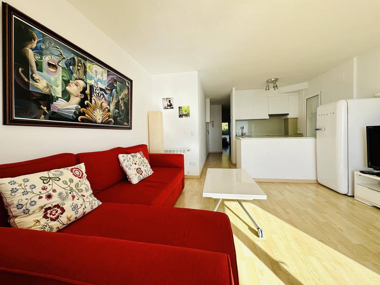 Apartamento entero, Apartamento de 3 habitaciones en Sant Feliu de Guíxols, vista al mar, cerca de la playa, wifi in Sant Feliu de Guíxols, Costa Brava