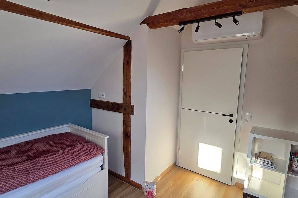 Ganze Wohnung, Fewo zum Seehafen, Deutschland in Teichland, Lausitz