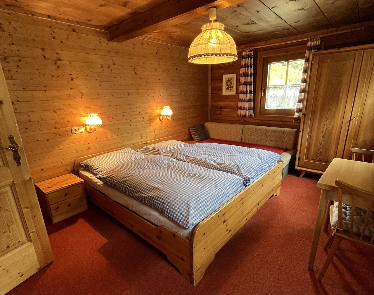 Ganze Ferienwohnung, Appartement/Fewo, Dusche o. Bad, Wc, 2 Schlafräume in Heiligenblut, Oberkärnten