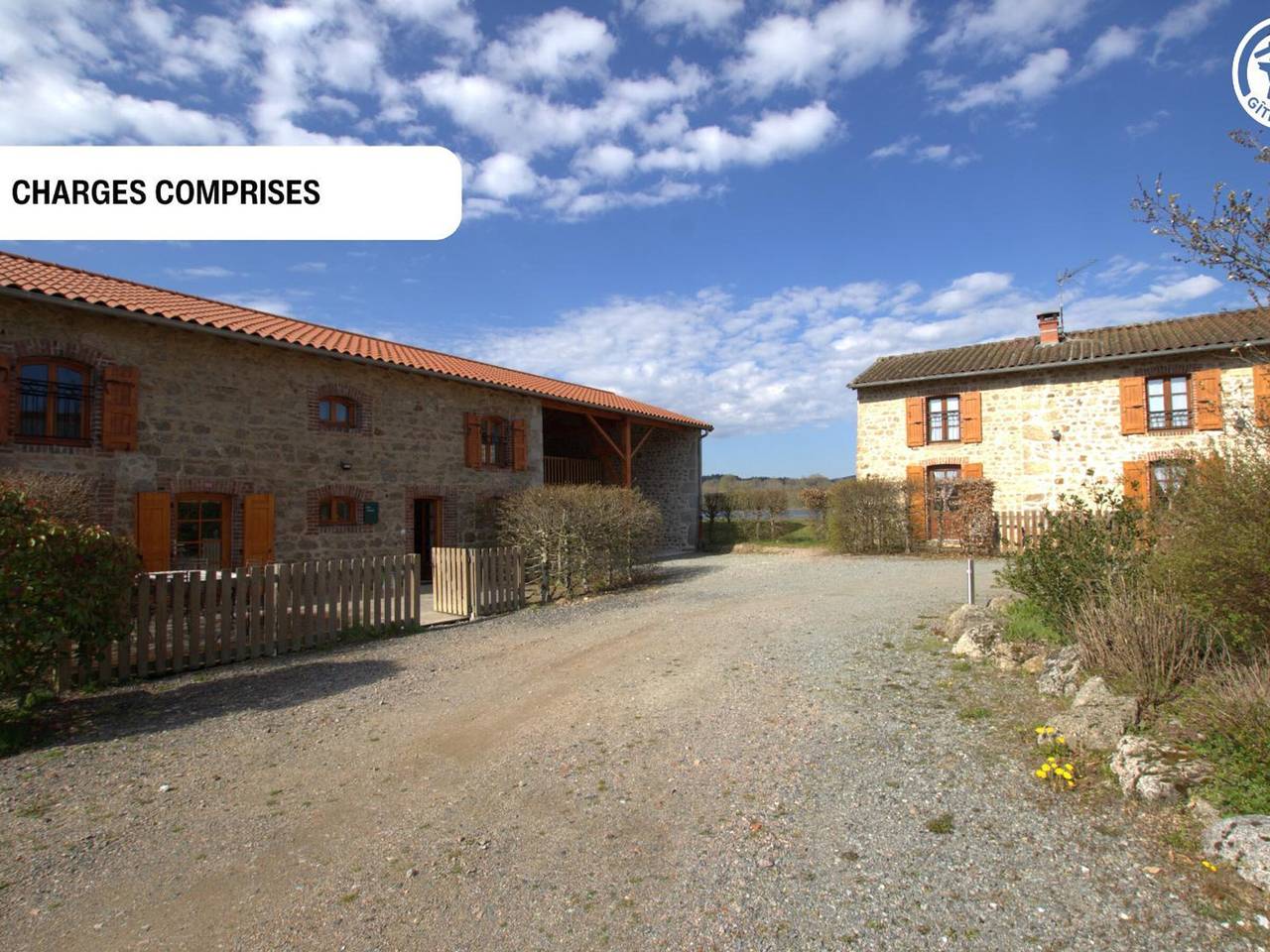 Domaine de la Plagnette - Cottages for 15, Terrace and Pets allowed in Les Salles, Montbrison