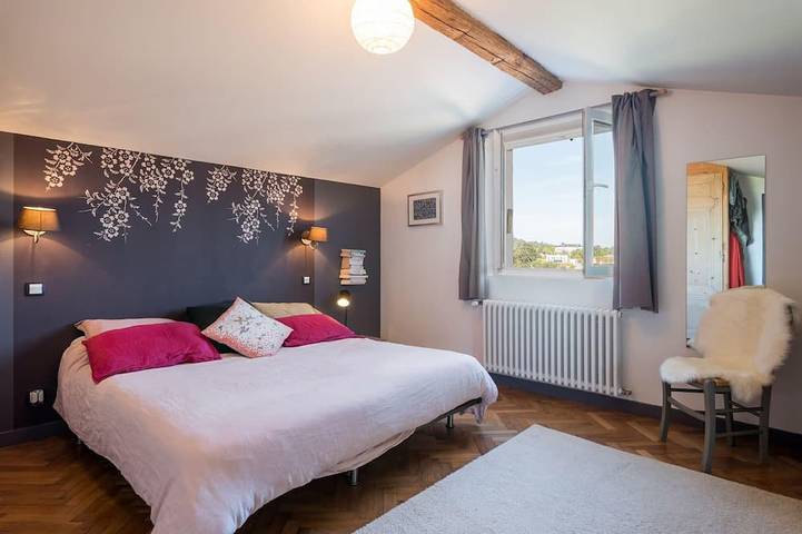 Location de vacances pour 12 personnes, avec jardin à Saint-Didier-au-Mont-d'Or - 2